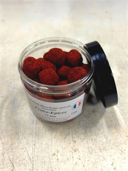 pellets perc&eacute;s et enrob&eacute;s